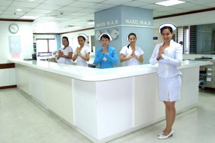 English-Speaking Nurses - Yanhee Hospital - مستشفى يانهي