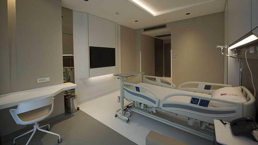 Patient Room - عيادة الدكتور صالح أونور باسات