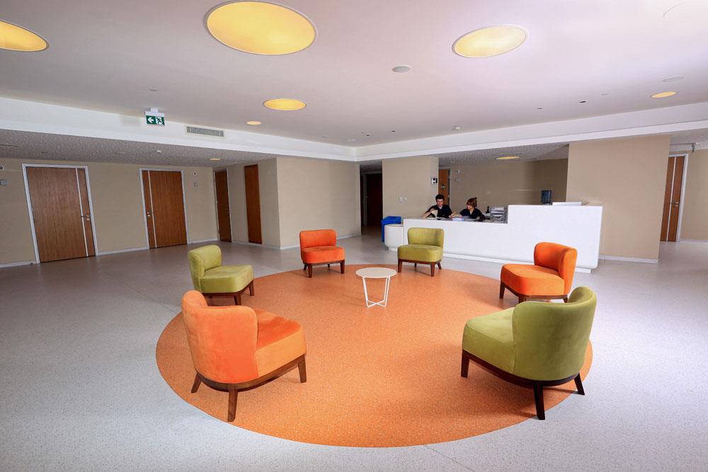 Patient Lobby - مستشفى مودست
